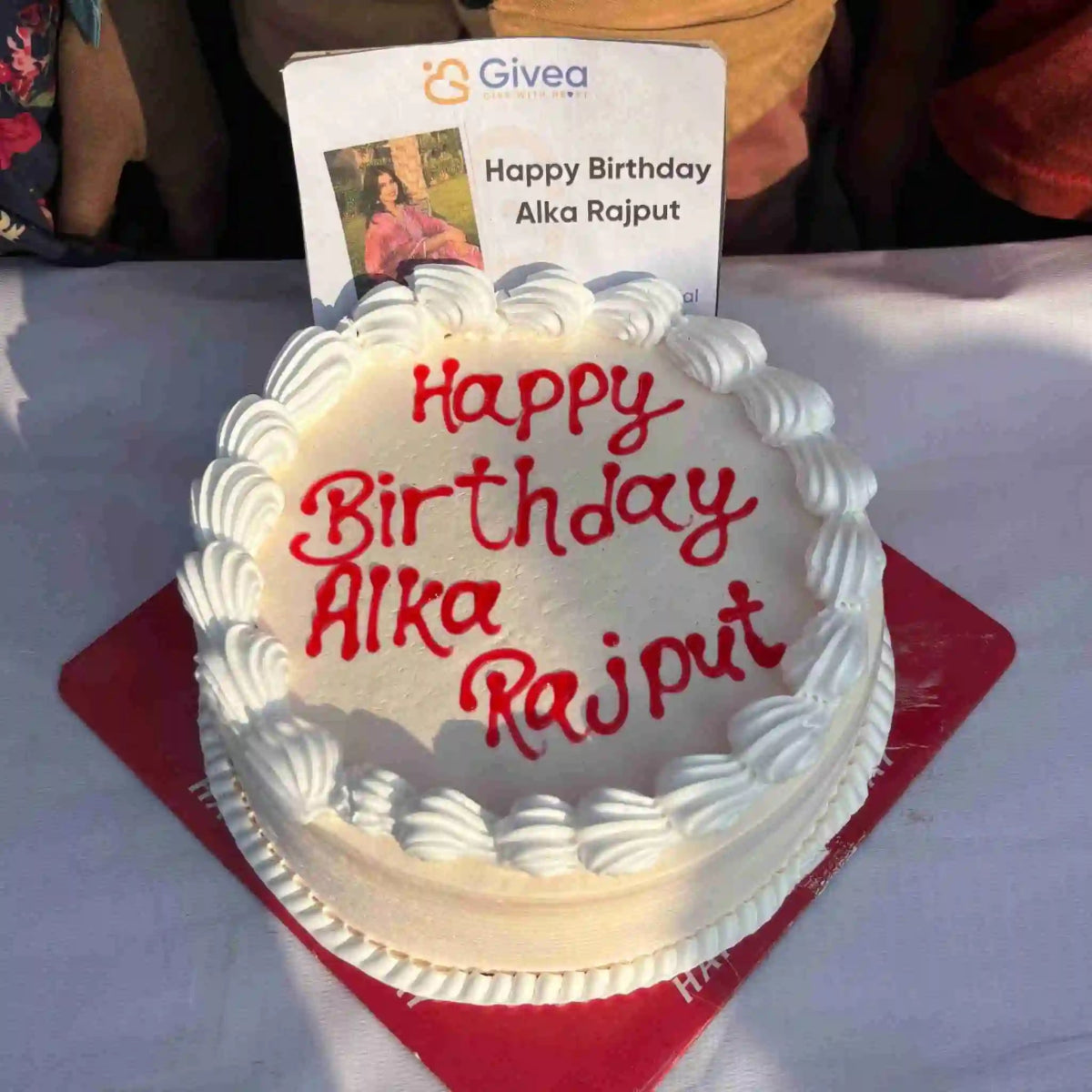Sweet Little Birthday Party for Slum Kids - Givea